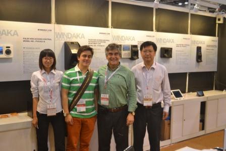 文达通携最新产品亮相2012秋季环球资源香港电子